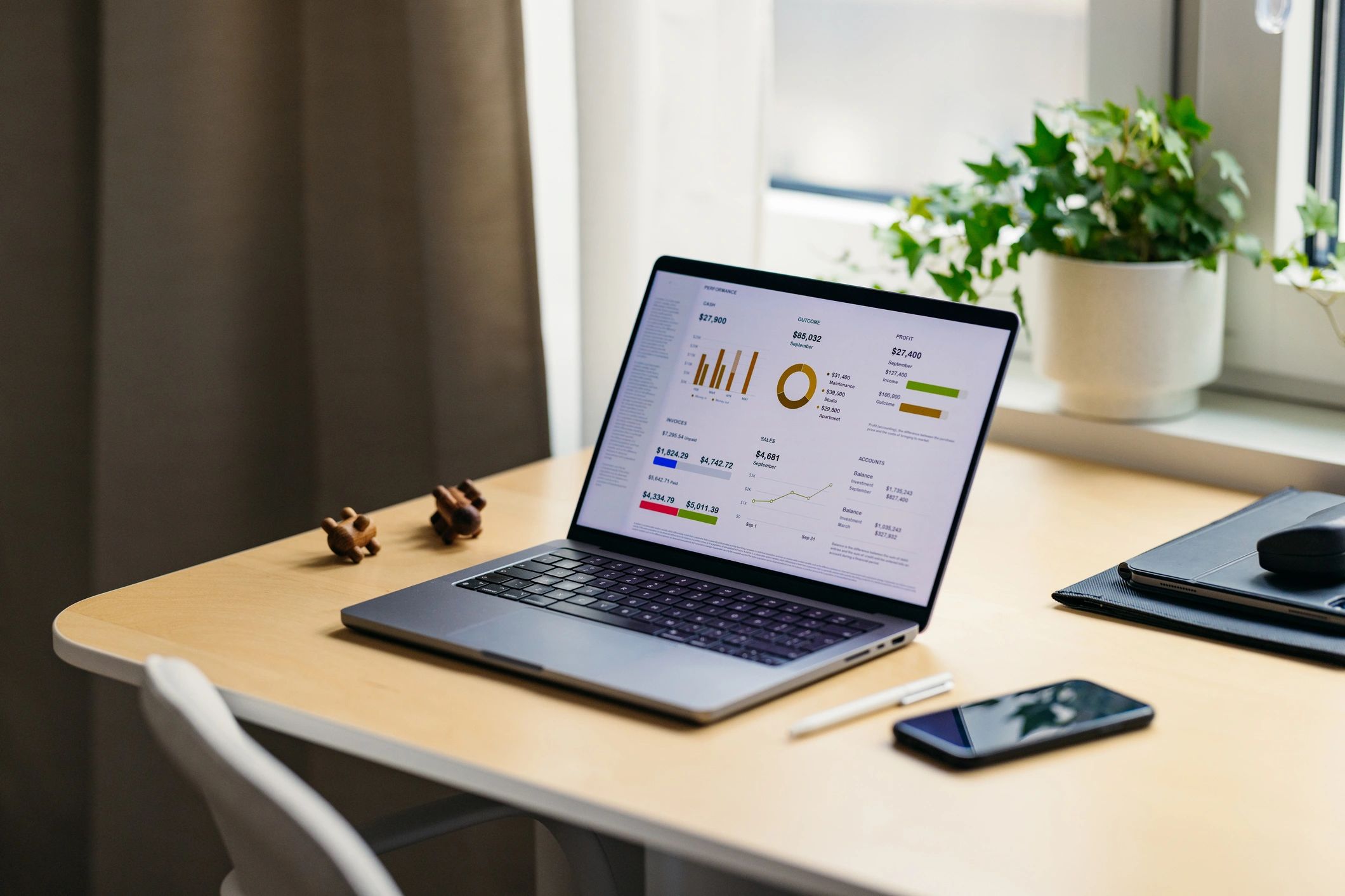finance professional workspace